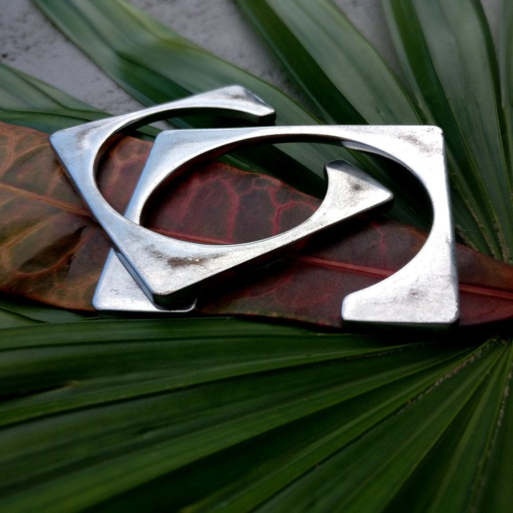 Square bracelet - Picture 3 of 9